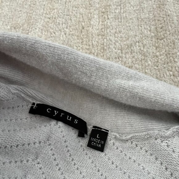 Cyrus Open Front Gray Cardigan Sweater L - Picture 2 of 12